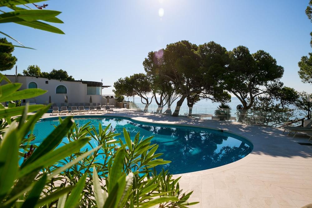 Forte Village Resort - Il Castello Santa Margherita di Pula Esterno foto