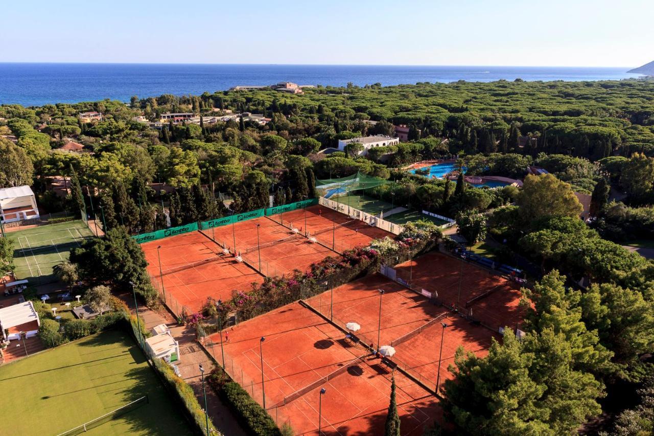 Forte Village Resort - Il Castello Santa Margherita di Pula Esterno foto