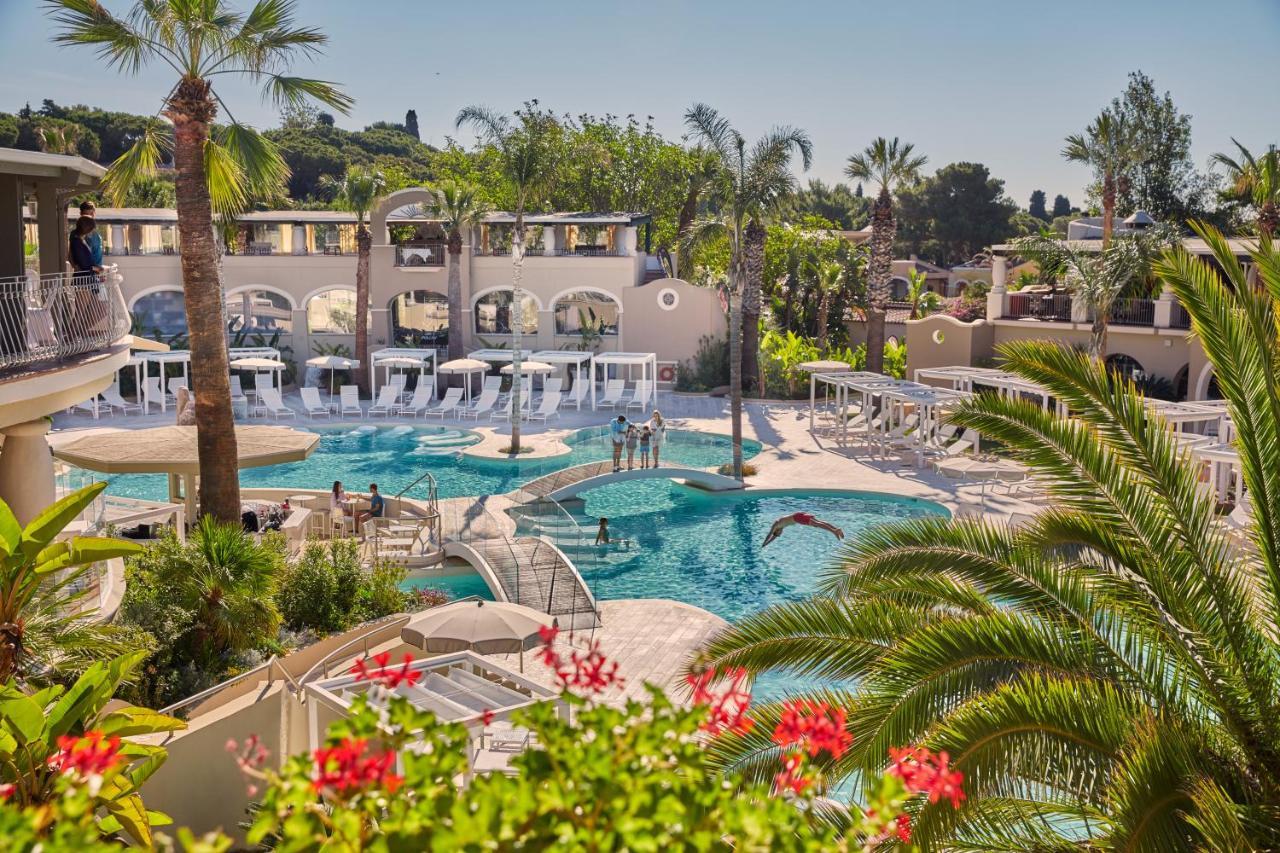 Forte Village Resort - Il Castello Santa Margherita di Pula Esterno foto