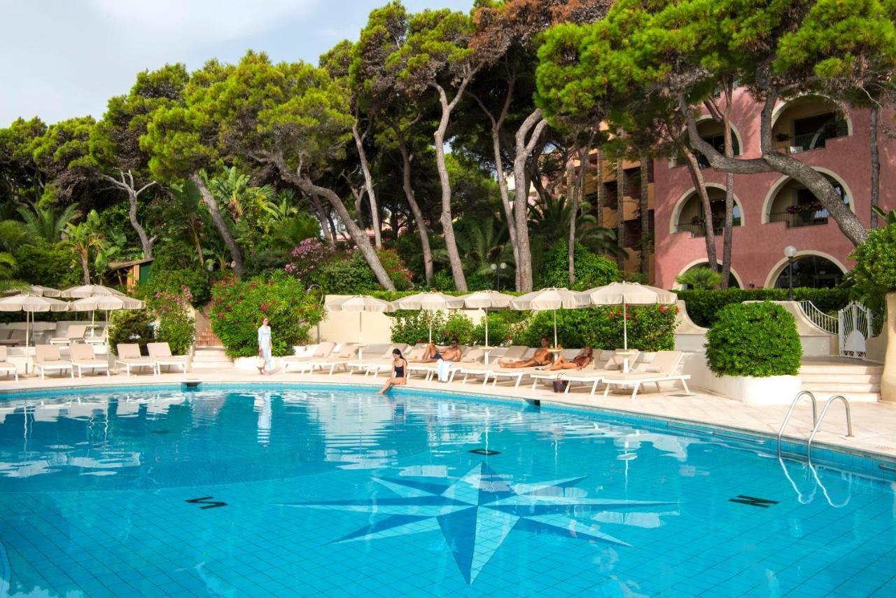 Forte Village Resort - Il Castello Santa Margherita di Pula Esterno foto